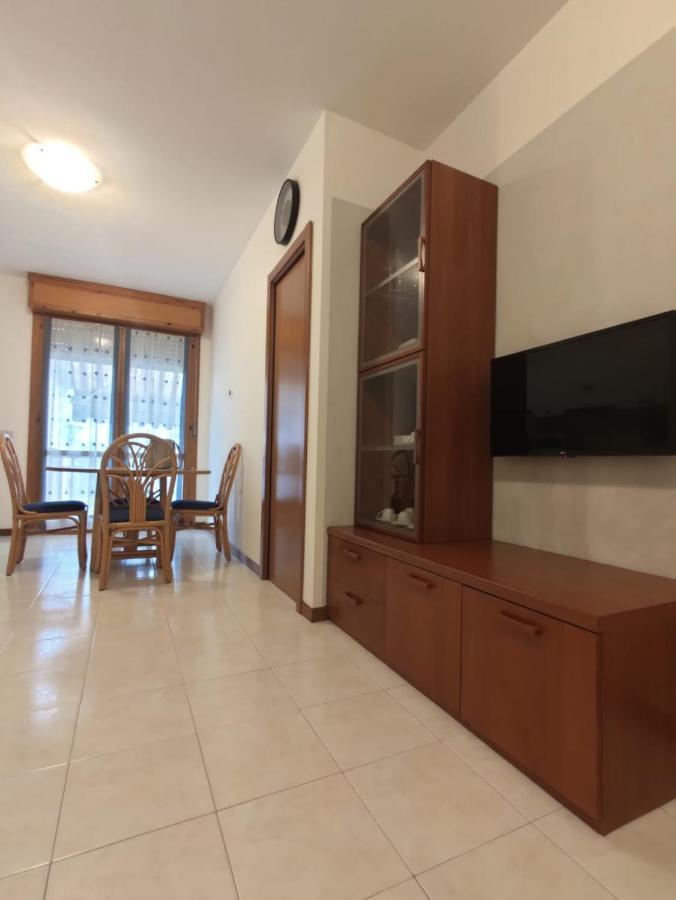 Bafile 18 - Piazza Marconi - Centrale - 50 Mt Dal Mare Lido di Jesolo Zewnętrze zdjęcie