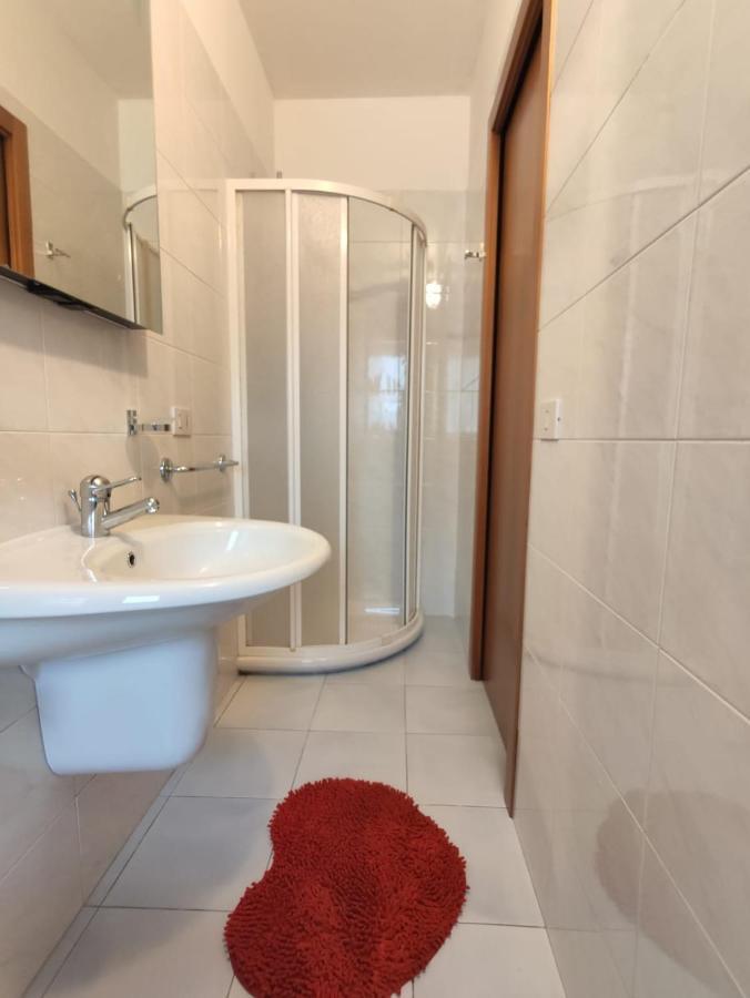 Bafile 18 - Piazza Marconi - Centrale - 50 Mt Dal Mare Lido di Jesolo Zewnętrze zdjęcie